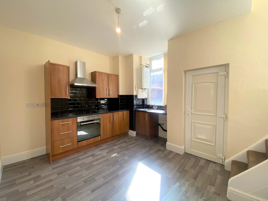 Fletcher Road, Preston, Lancashire... 2 bed terraced house £650 pcm
