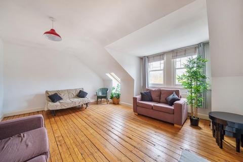 73b Callcott Road, London, NW6 7EE
