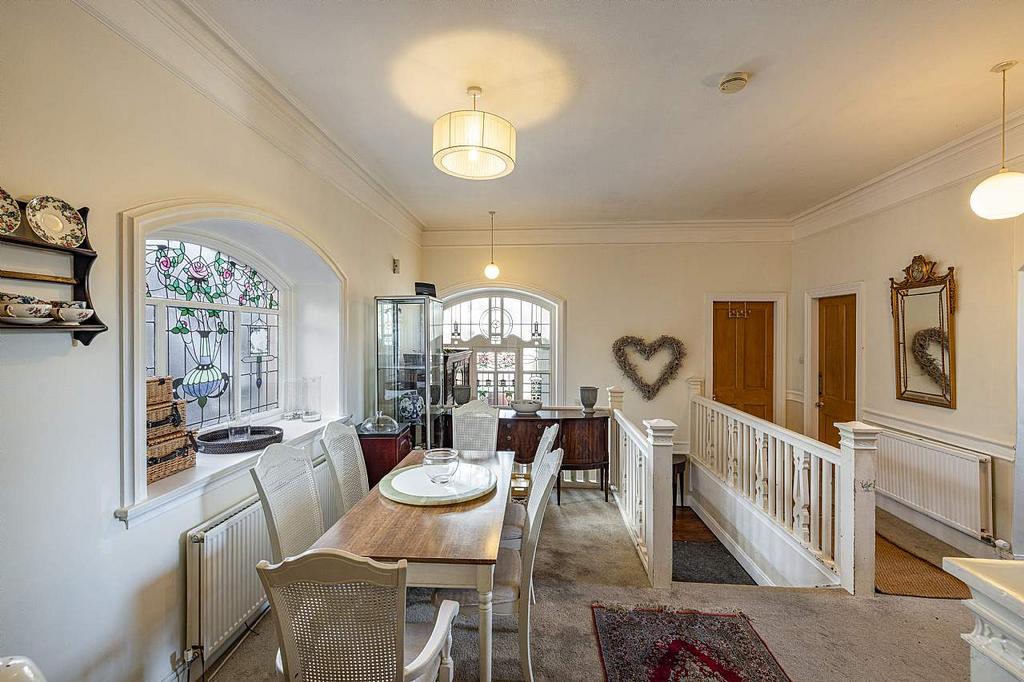 Upper Flat, Craigpark House, Craigpark Gardens, Galashiels TD1 3HZ 5