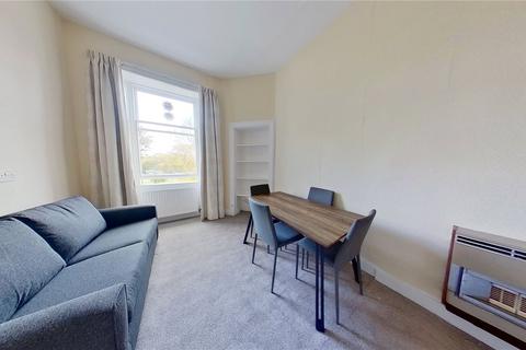 3 bedroom flat to rent, (1FR) Spottiswoode Street, Edinburgh, EH9