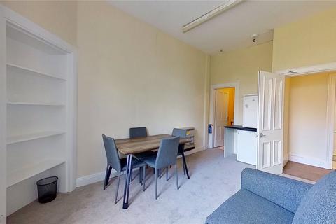 3 bedroom flat to rent, (1FR) Spottiswoode Street, Edinburgh, EH9