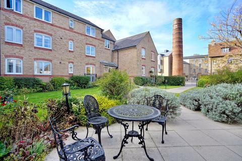 1 bedroom apartment for sale, Church Street, Waterside Court, PE19