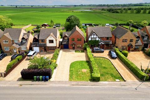 4 bedroom detached house for sale, Ugg Mere Court Road, Ramsey Heights, Cambridgeshire.