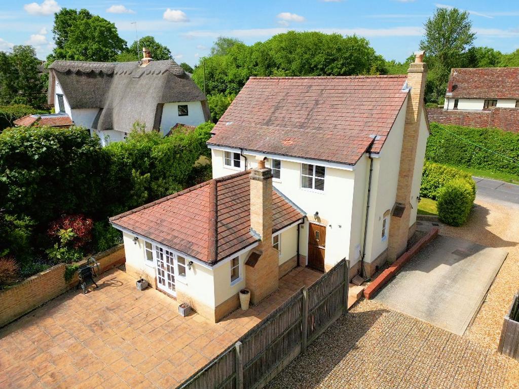 Ramsey Road, Kings Ripton, Cambridgeshire. 4 bed detached house for sale £500,000