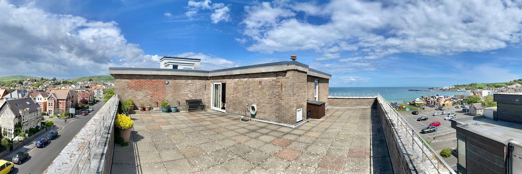 Roof Terrace &amp; Panoramic View