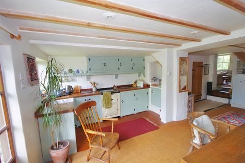 2 bedroom cottage for sale - Mountain Bower, Nr. Chippenham SN14