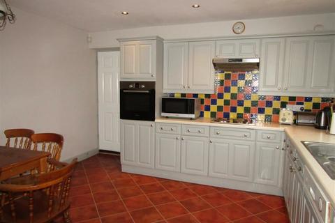8 The Rowans, Dalton, Thirsk, YO7 3JW