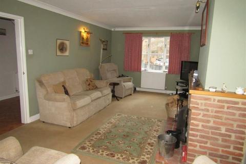 8 The Rowans, Dalton, Thirsk, YO7 3JW