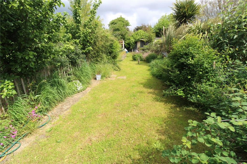 Bridge Cottages, North Shoebury Road, Shoeburyness, Essex, SS3 2 bed