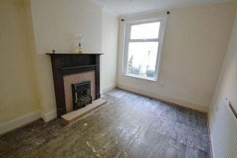 3 bedroom semi-detached house for sale - Solway View, Whitehaven, Cumbria, CA28 7HL