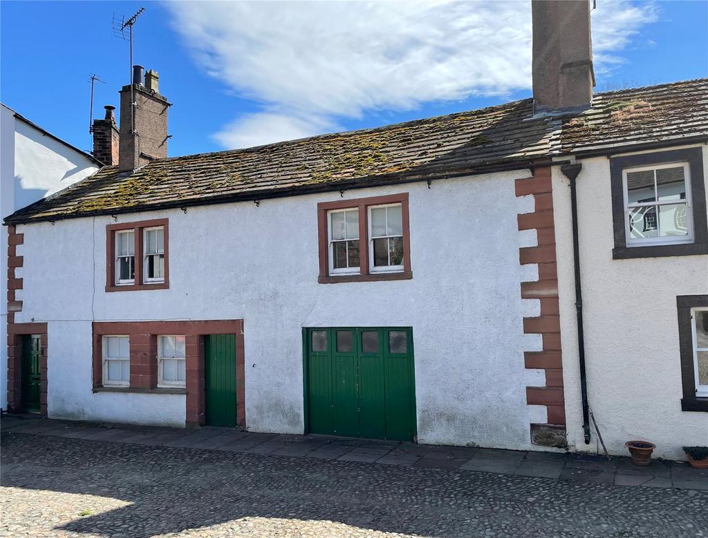 The Square, Kirkoswald, Penrith... 3 bed semidetached house £895 pcm (£207 pw)
