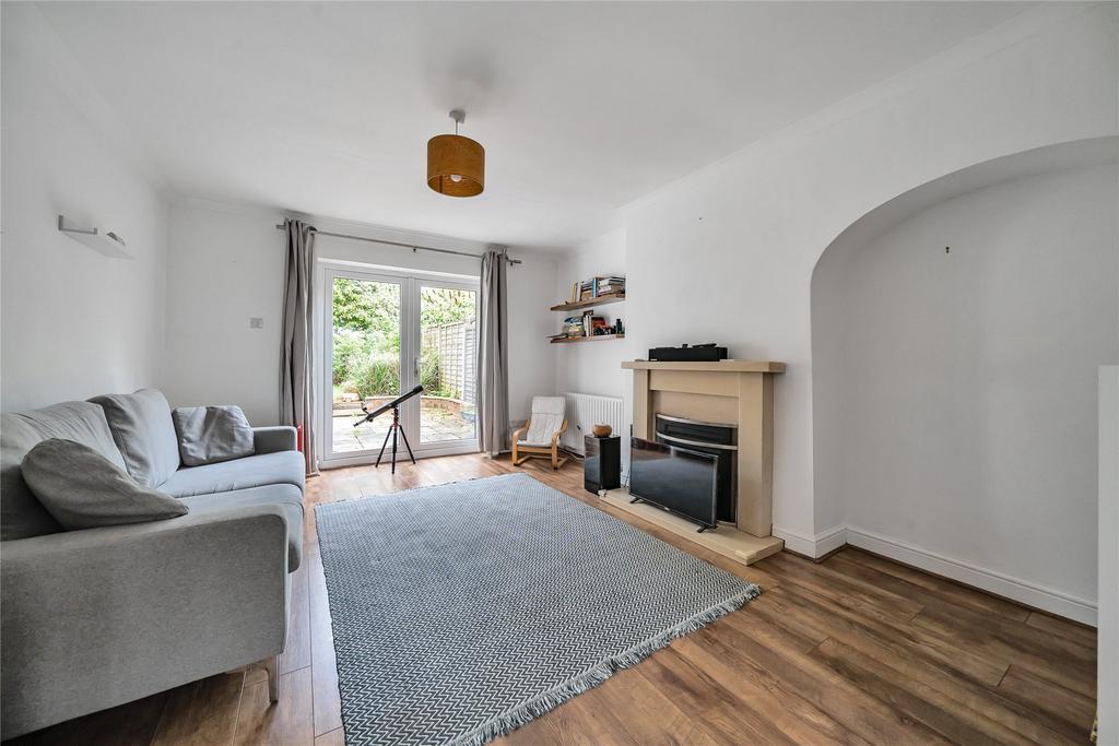 West View, Letchworth Garden City, Hertfordshire, SG6 3 bed end of