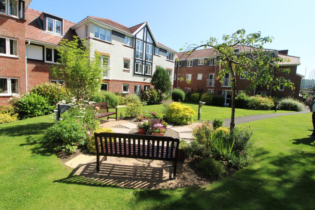 15 Denehurst Court, Shrewsbury Road, Church Stretton SY6 1 bed