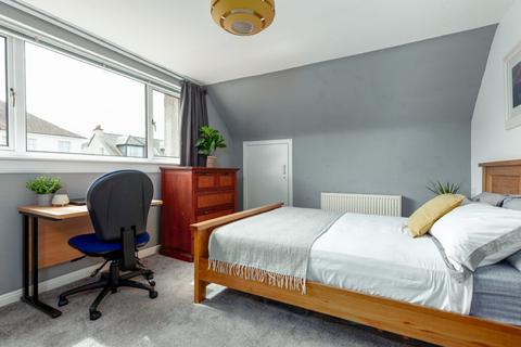 52 Pentland View, Edinburgh, EH10 6PS