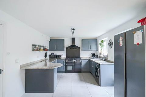 undefined, Calluna Close, Wick St Lawrence - Spacious Family Home