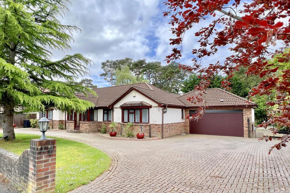 Bushmead Drive, Ashley Heath, BH24 2HT 5 bed bungalow for sale £900,000