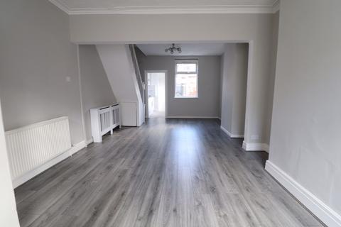 2 bedroom terraced house to rent, Falkland Street, Birkenhead, Merseyside, CH41