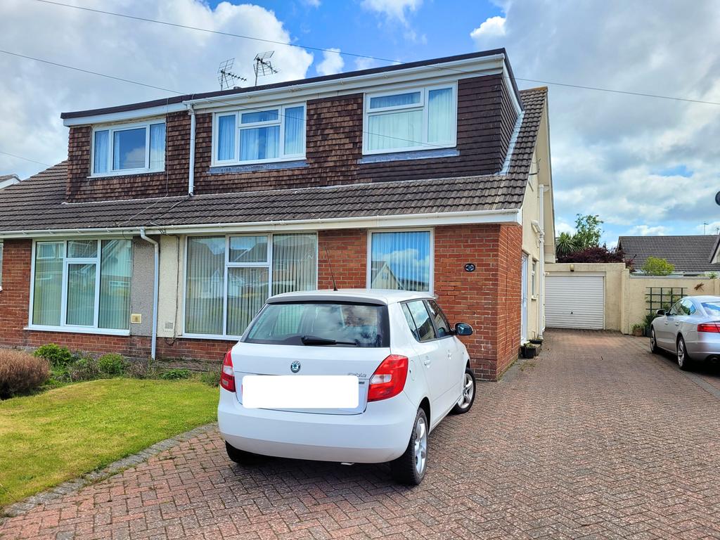 WEST PARK DRIVE, NOTTAGE, PORTHCAWL... 4 bed semidetached bungalow £