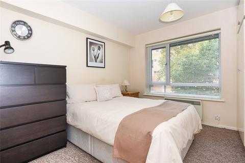 2 bedroom apartment to rent - Alma Road, Windsor, Berkshire, SL4