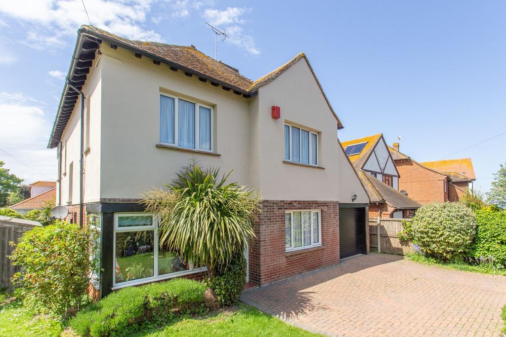 Cliff Road, Birchington, CT7 4 bed detached house for sale £675,000