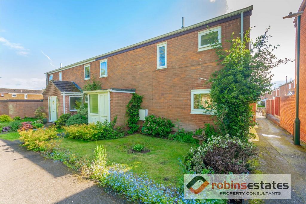 Gervase Gardens, Clifton Village, Nottingham, NG11 8LZ 4 bed semidetached house for sale £275,000