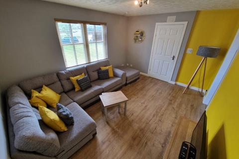 2 bedroom terraced house to rent, Scylla Gardens, Cove, Aberdeen, AB12