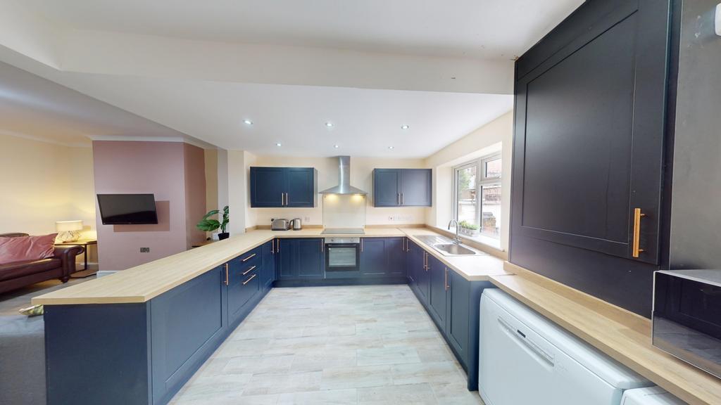 37-Shelton-Street-09042024 103316