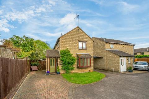 102 Schofield Avenue, Witney, OX28 1JW