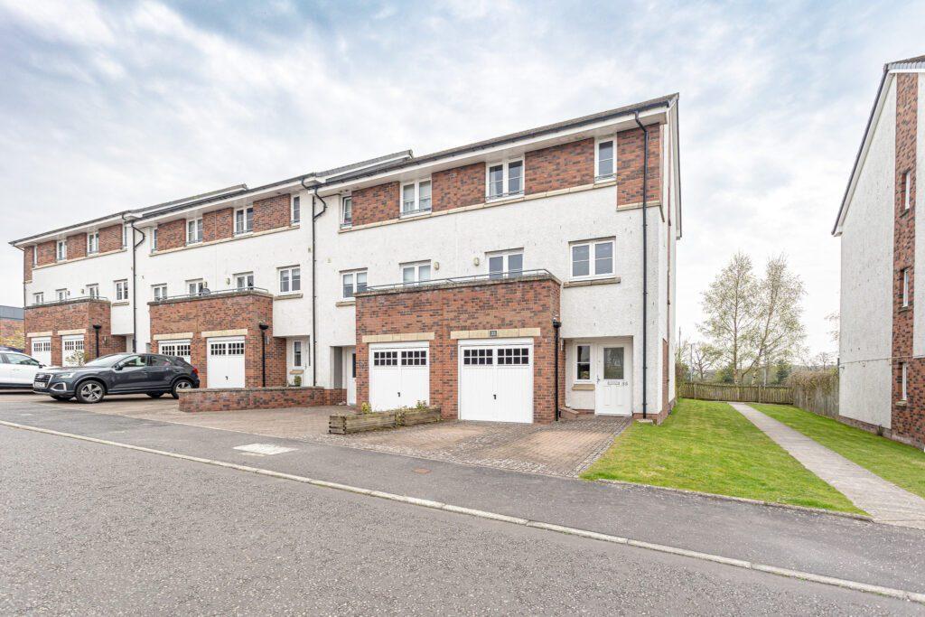 Maurice Wynd, Dunblane, FK15 4 bed townhouse for sale £335,000