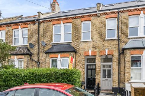 18a Brownlow Road, London, N3 1NA