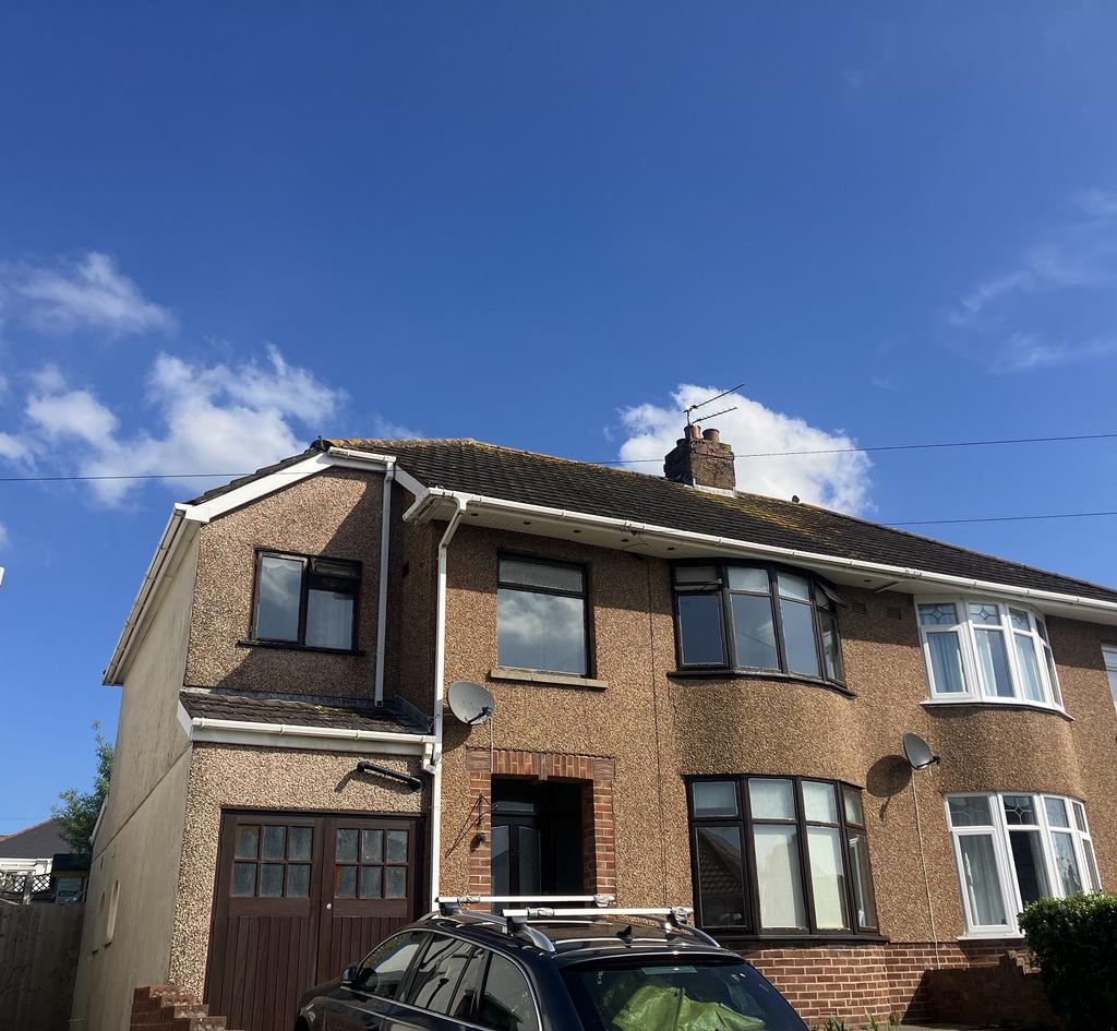 Fairfield Road, Bridgend, Bridgend... 4 bed semidetached house £