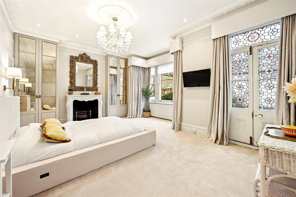 Principal Bedroom