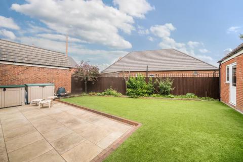 3 Callows Orchard, Rushwick, Worcester, WR2 5GU