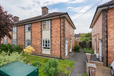 79 Broadmead, London, SE6 3SD