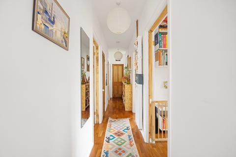 79 Broadmead, London, SE6 3SD