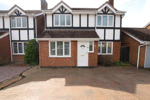 4 bedroom detached house to rent - Westminster Way , Grantham