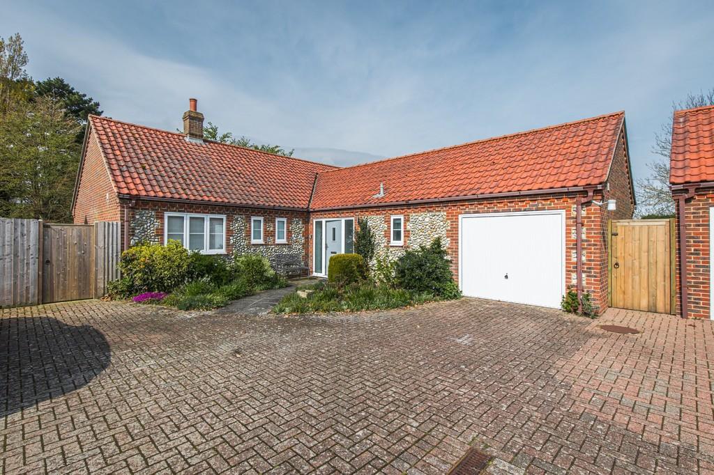 Blakeney 3 bed detached bungalow for sale £765,000