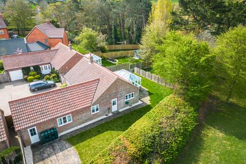 3 bedroom detached bungalow for sale, Blakeney