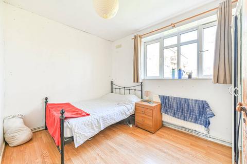 2 bedroom flat to rent - Weir Road, Balham, London, SW12