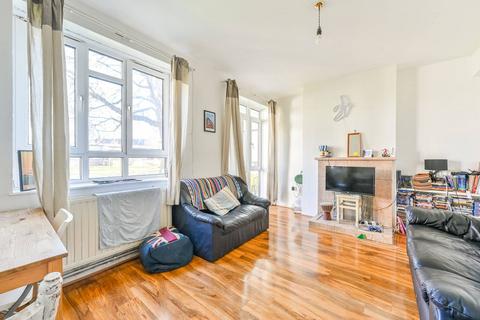 2 bedroom flat to rent - Weir Road, Balham, London, SW12