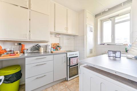 2 bedroom flat to rent - Weir Road, Balham, London, SW12