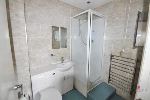 2 bedroom flat for sale - Westwood Lodge, Benfleet