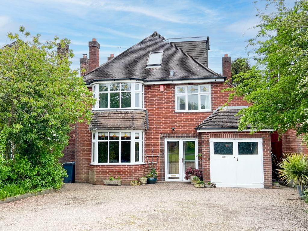 Shutt Lane, Earlswood, Solihull... 5 bed detached house £675,000