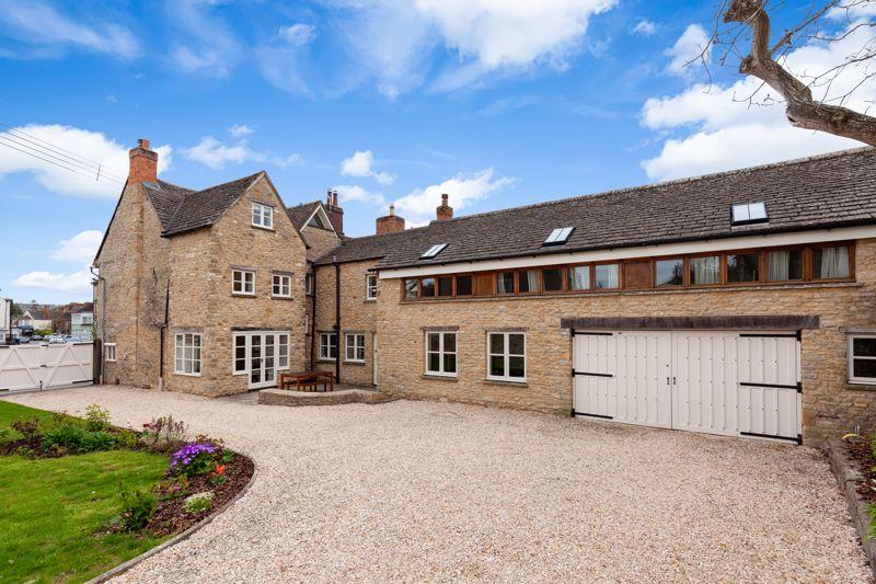 5 Mill Street, Eynsham OX29 7 bed character property for sale £1,250,000