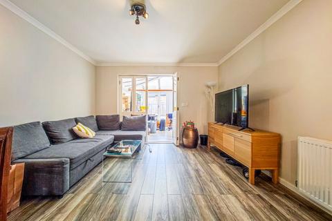 2 bedroom terraced house for sale - Apollo Way, West Thamesmead