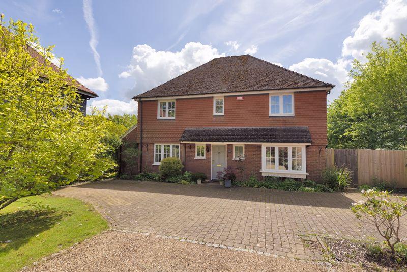 Fen Meadow, Ightham, Sevenoaks, TN15 9HT 4 bed detached house for sale