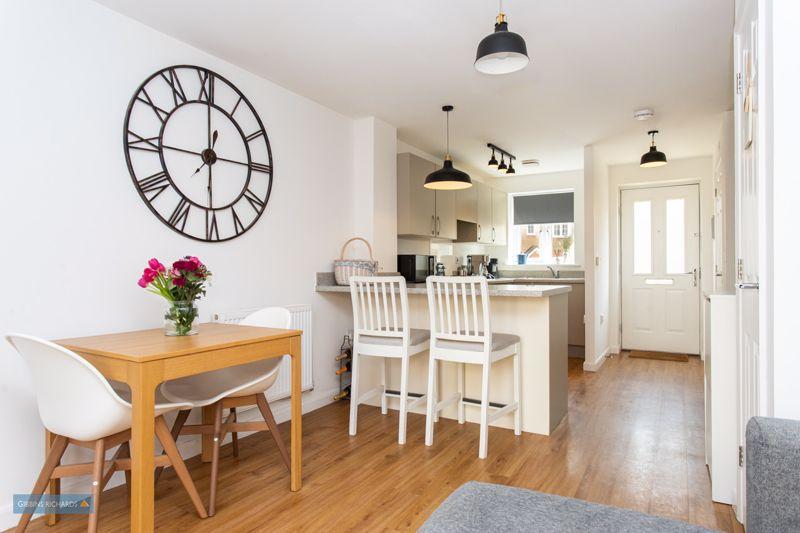 Sitting/Dining Room
