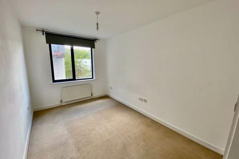 Flat 15, Cuthbert Court Godstone Road, Whyteleafe, CR3 0GD