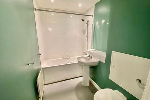 Flat 15, Cuthbert Court Godstone Road, Whyteleafe, CR3 0GD