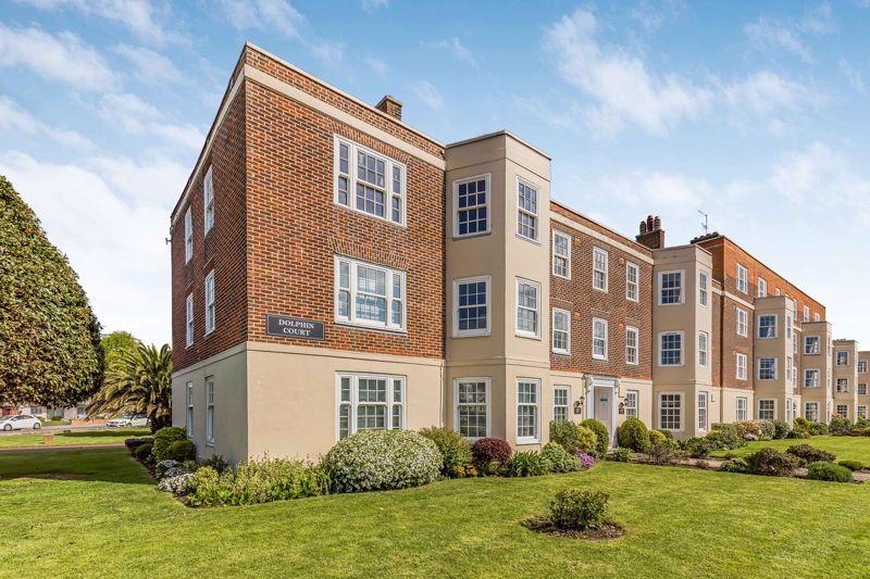 St. Helens Parade, Southsea 3 bed flat for sale £450,000